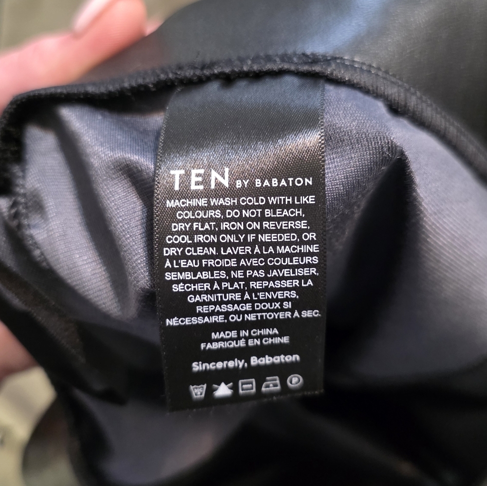 🆕️ Aritzia Upstage Flared Vegan Leather Pant - Picture 13 of 16
